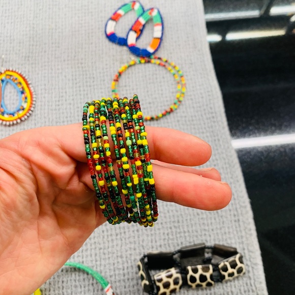 Mixed Bag of Kenyan Bracelets, Bangles, and Earrings - Picture 7 of 10